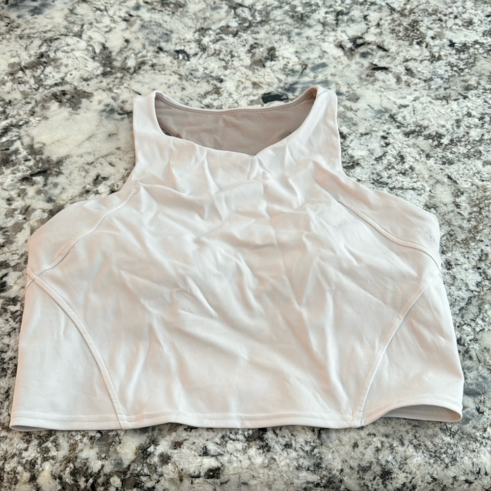 Lululemon Wonder train tank